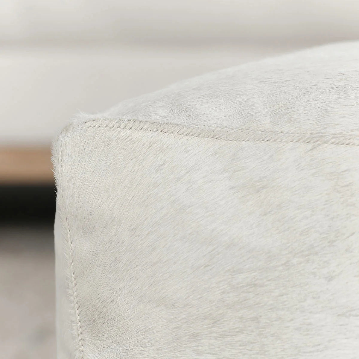 Hide Canada Pouf